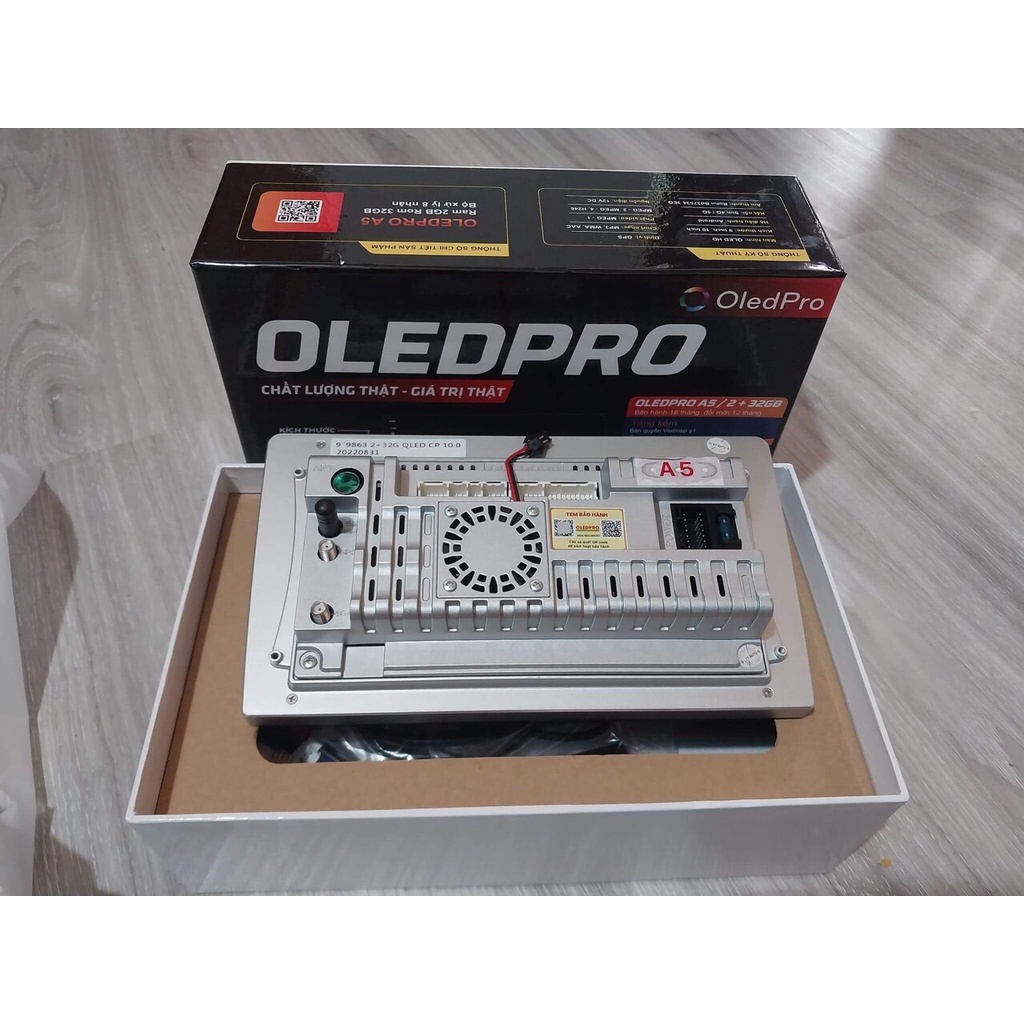 Màn Hình DVD Android OLED Pro A5 New cho xe tải, xe khách 24-12V