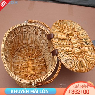 Giỏ xe đạp đan mây phong cách vintage