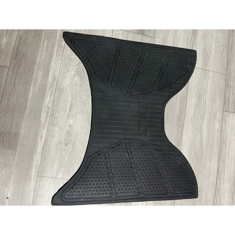 Thảm lót sàn xe điện Feliz loại cao su siêu êm chân