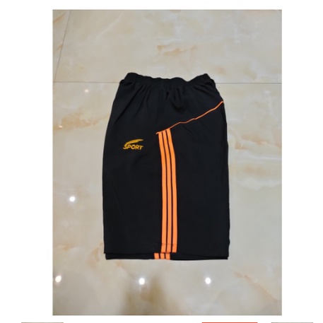 Quần đùi thể thao chất liệu vải siêu mềm mịn, mát mẻ, thấm hút mồ hôi