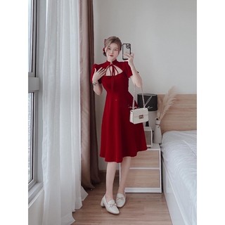 Đầm nhung cổ trụ dáng dài