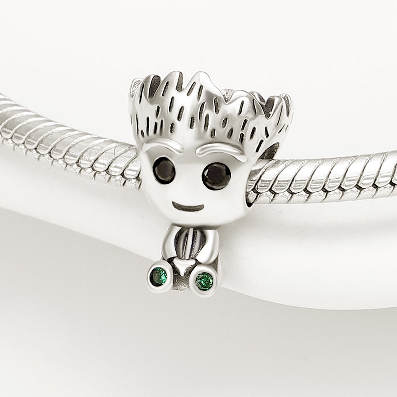 Vòng Tay Chuỗi Hạt Màu Đỏ Thiết Kế Mặt Hình Mickey Minnie Dễ Thương