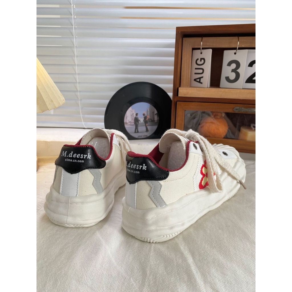 Giày Thể Thao Vải Bạt Mũi Vỏ Sò Thời Trang Nữ