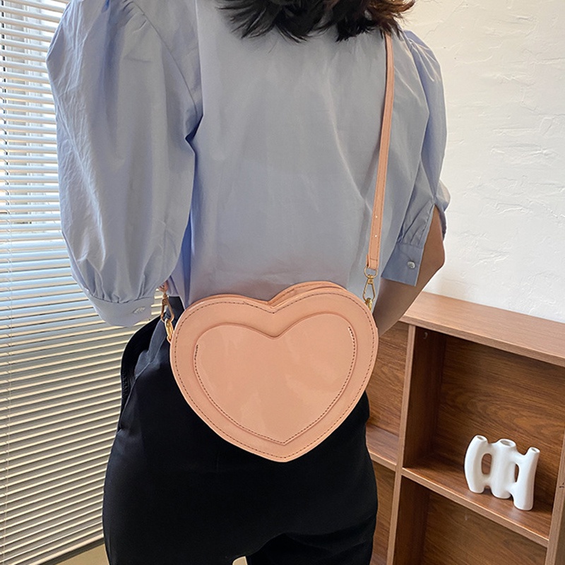 Túi Đeo Chéo mini Họa Tiết Trái Tim Dễ Thương Thời Trang Cho Nữ