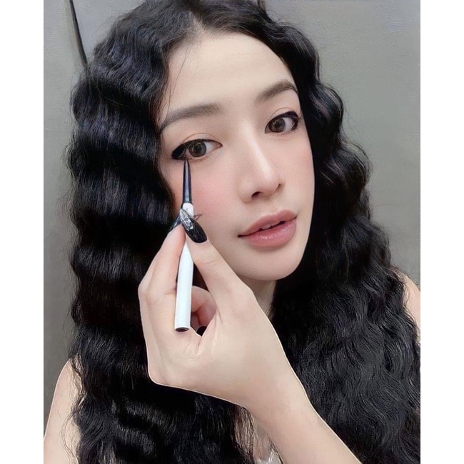 Chì Clio kẻ mắt Sharp So Simple Waterproof Pencil Liner