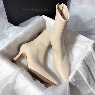Boots nữ cổ ngắn da trơn mềm gót nhọn cao 5cm có khoá kéo