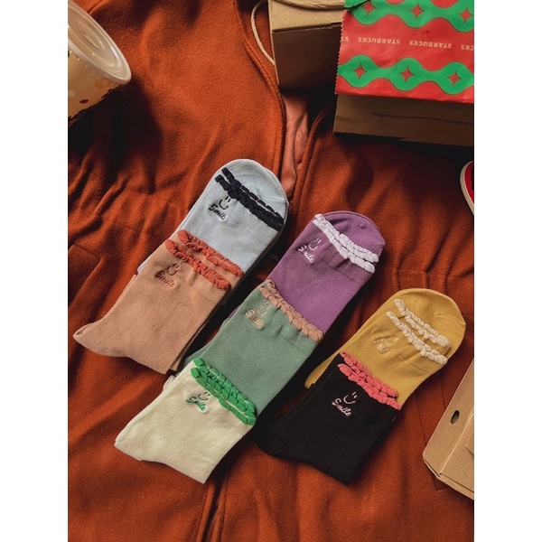 Vớ thun viền bèo smile