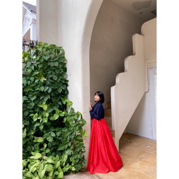 Set Hanbok cách tân tone xanh navy phối đỏ
