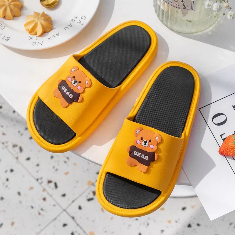 Dép đi trong nhà kiểu dáng hoạt hình dễ thương đế phẳng chống trơn trượt cho học sinh