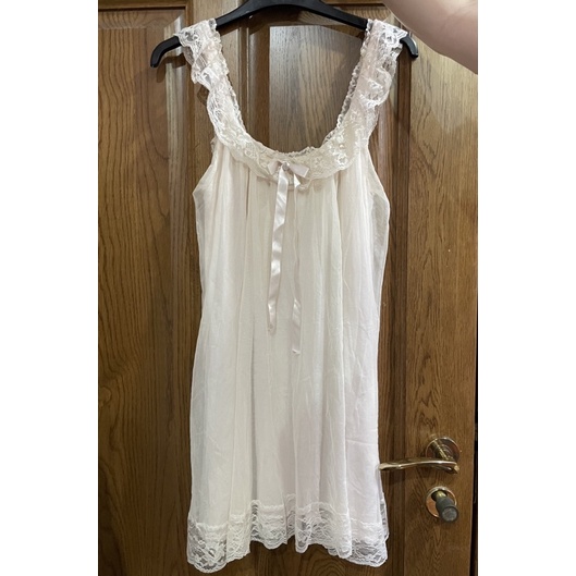 Đầm ngủ, váy ngủ vintage chất ren mỏng 2hand sleepdress