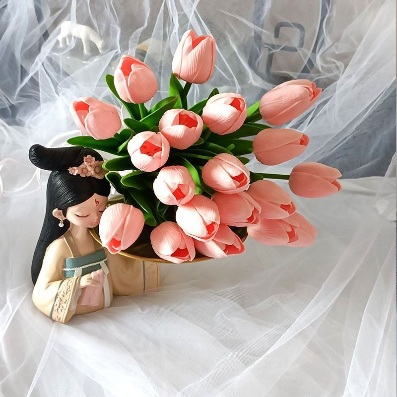 Set 3 / 4 Hoa Tulip Nhân Tạo Handmade Làm Quà Tặng / Trang Trí Nhà Cửa / Tiệc Cưới / Lễ Tình Nhân