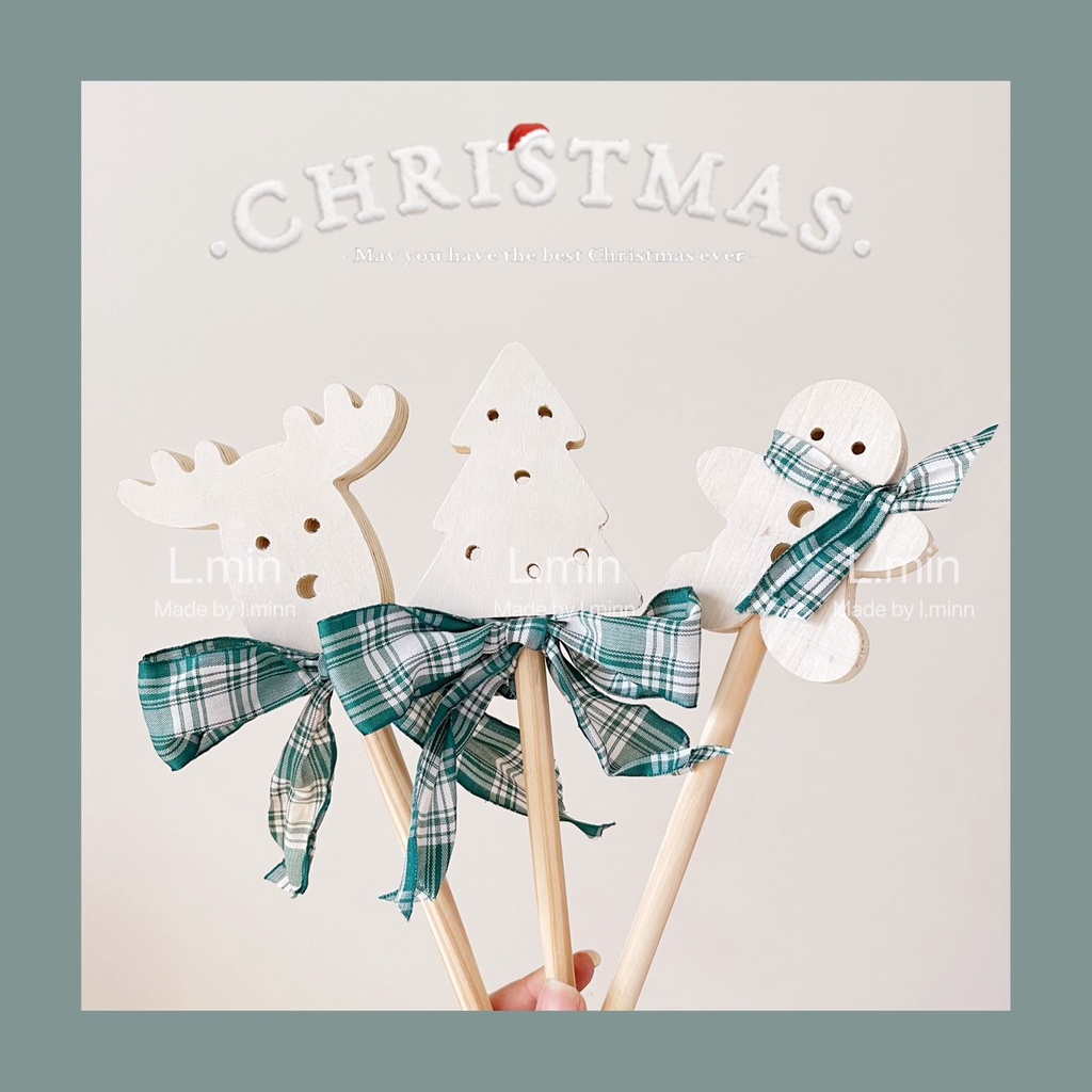 Logo gỗ decor noel