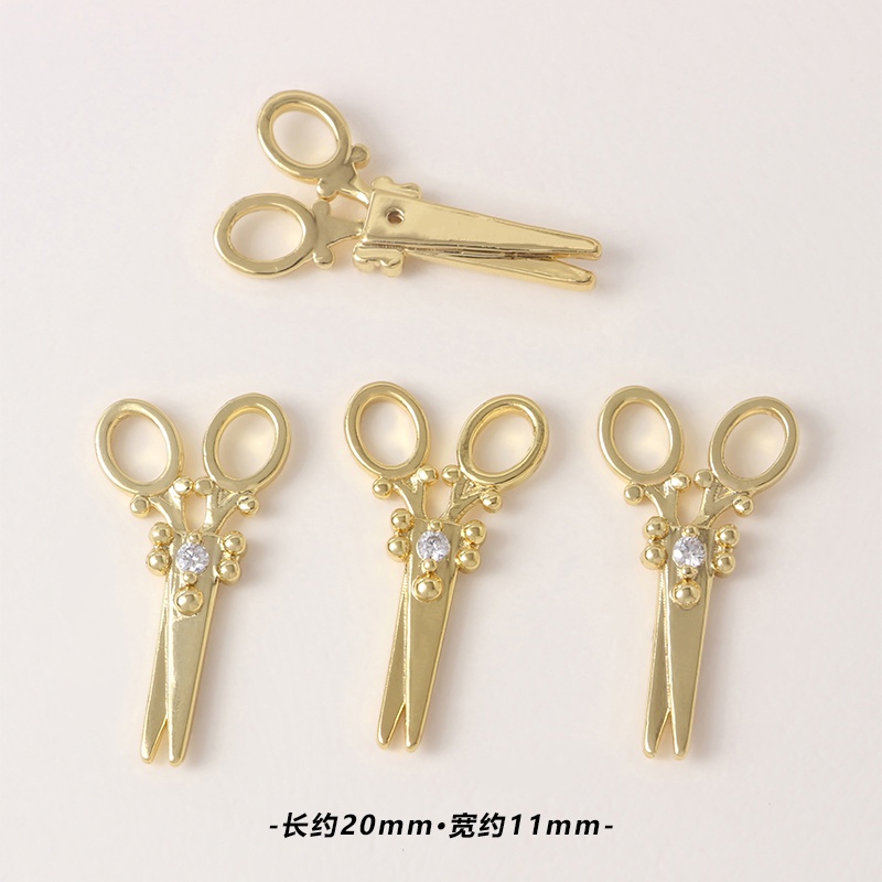 Mặt Vòng cổ Hình Kéo Và Vợt Cầu Lông Mạ Vàng Zircon 2023