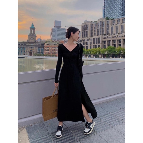 Đầm thun xòe dáng dài cổ tim