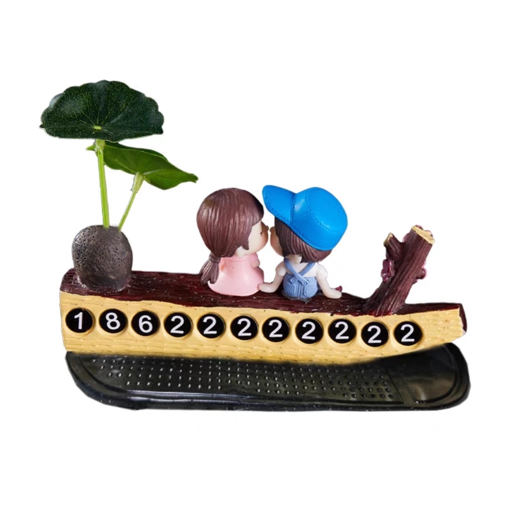 Bảng gắn số điện thoại để taplo xe hơi họa tiết cặp đôi tình nhân đáng yêu