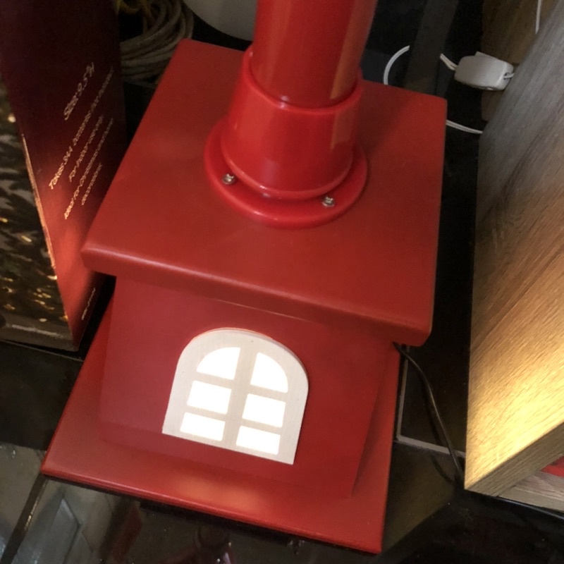 Đèn nhạc Noel dạng cột trang trí sinh động với những bông tuyết rơi đẹp mắt cao 1.5m