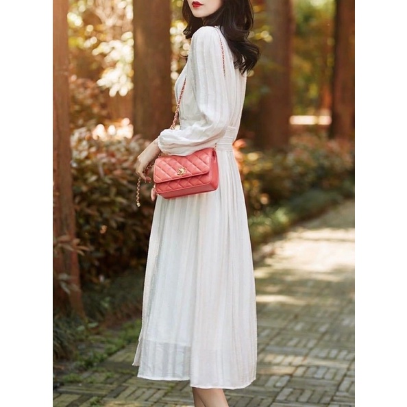 Đầm nữ thiết kế cao cấp màu trắng tay phồng, xẻ tà