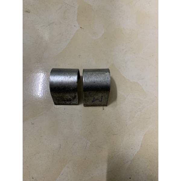 Nâng chống đứng xe điện klara a1,a2. Xe tay ga hoặc bất kỳ xe nào phù hợp thiết kế. Thép mạ kẽm dày 3,2mm. Cao 3,5 cm