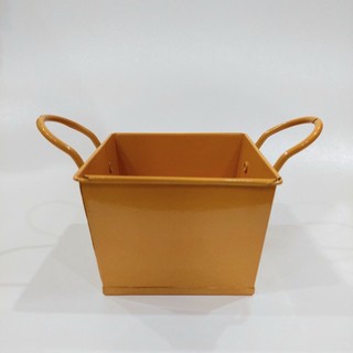 Xô thiếc nhỏ đựng đồ