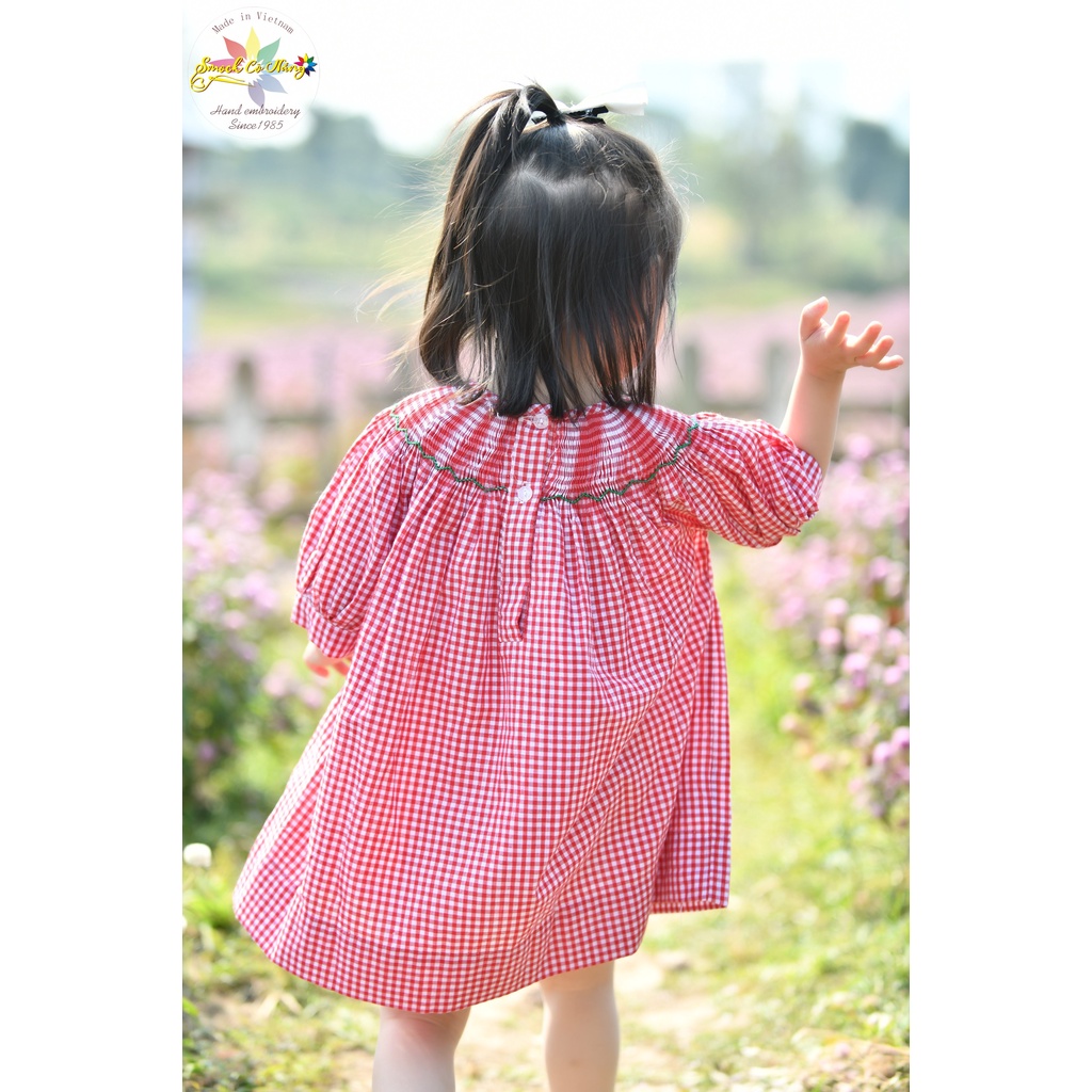 Váy Đầm Bé Gái SMOCK CÔ NẮNG Màu Đỏ Kẻ Caro Thêu Noel