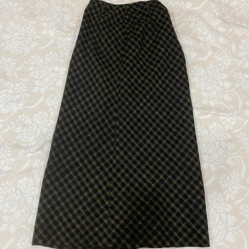 Chân váy dạ và linen dày dặn