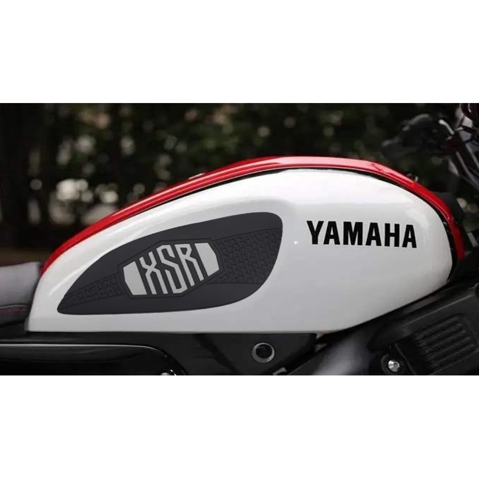 Dán chống trượt bình xăng cho Yamaha XSR155.