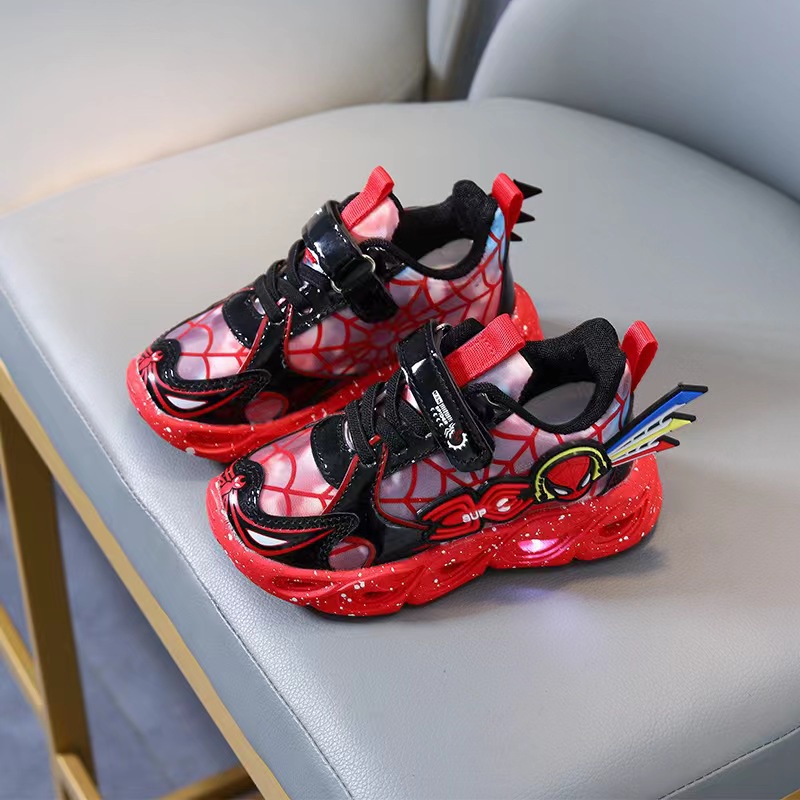 Giày Thể Thao  Giày Thể Thao Đế Mềm Thoáng Khí Có Đèn LED Hình Người Nhện TTC476