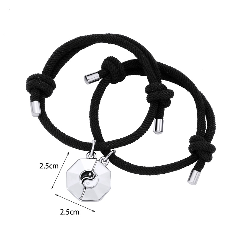 Set 2 Vòng Tay Dây Thừng Phối Mặt Hình Trái Tim Có Nam Châm Thời Trang Cho Cặp Đôi