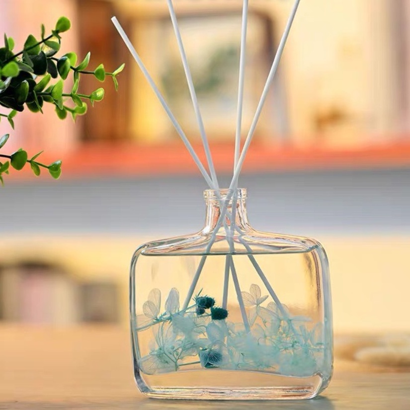 Tinh Dầu Thơm Phòng Hoa Trong Thủy - 100ml Hương Liệu Thiên Nhiên Tự Khuếch Tán 【Hoa Trong Thủy】