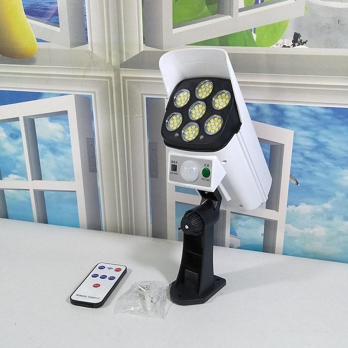 Đèn Led Năng Lượng Mặt Trời Giả Camera Siêu Sáng - Tự Động Bật Tắt 2178T