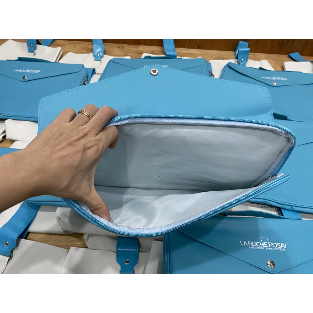 Túi đựng laptop, hồ sơ của la roche posay