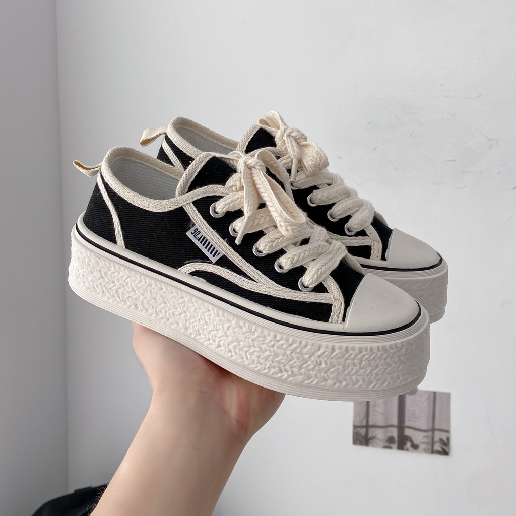 Giày Sneaker Nữ Đế Cao Vải Canvas Êm Màu Đen Trắng Thời Trang GiayBOM GB Classics B1959