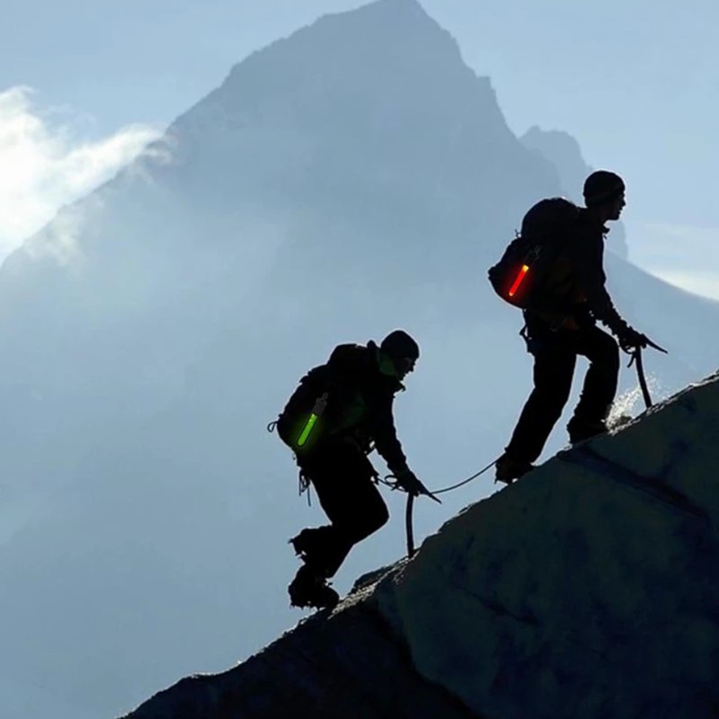 Ba Lô Có Đèn LED 3 Chế Độ Kèm Móc Tiện Dụng Cho Xe Đạp Leo Núi