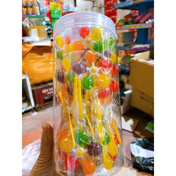 Hộp 30 cây kẹo mút hình chong chóng