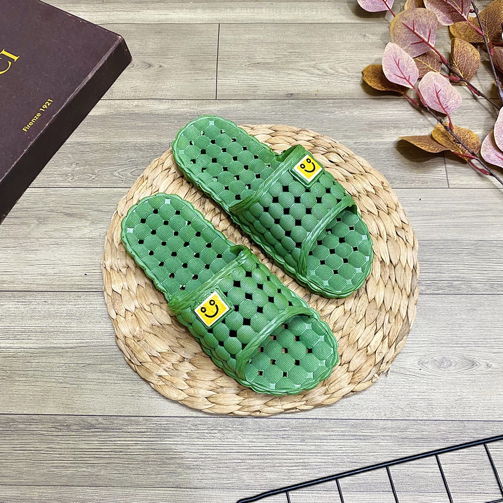 (Phom nhỏ lên 1 hoặc 2 size)Dép quai ngang văn phòng, trong nhà có lỗ thông thoáng, thoát nước êm chân - TT467
