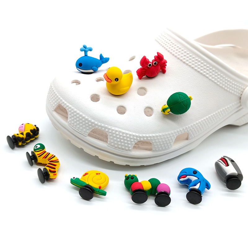 Ghim Cài Giày Crocs Hình Cá Mập / Hoa / Cá Mập Hoạt Hình Trang Trí Xe Hơi Cho Nữ