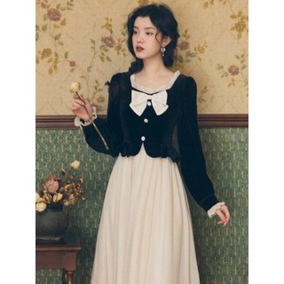 Đầm cổ điển from peplum nhung phối lưới công chúa