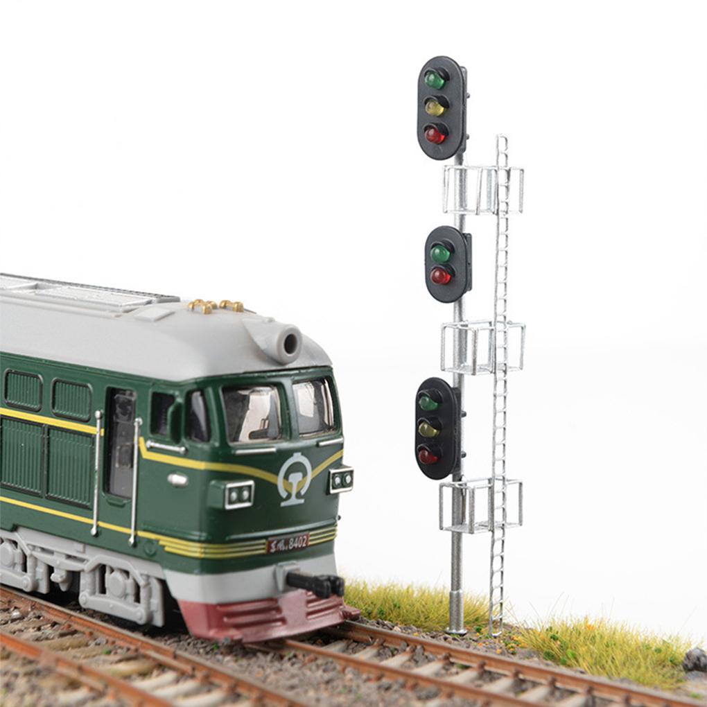 Mô Hình Đèn Giao Thông Mini Màu Trắng Dùng Trang Trí Tiểu Cảnh