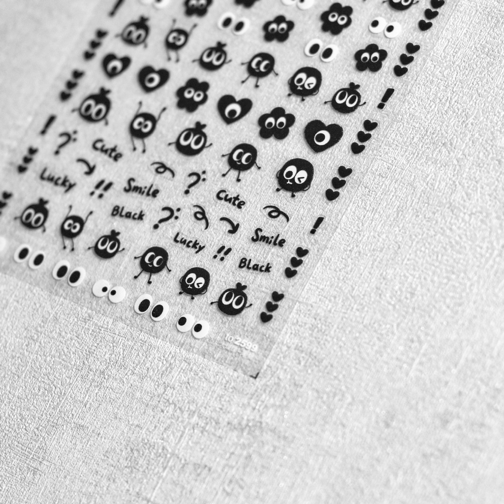 Miếng Dán Trang Trí Móng Tay Màu Đen Xinh Xắn to2599