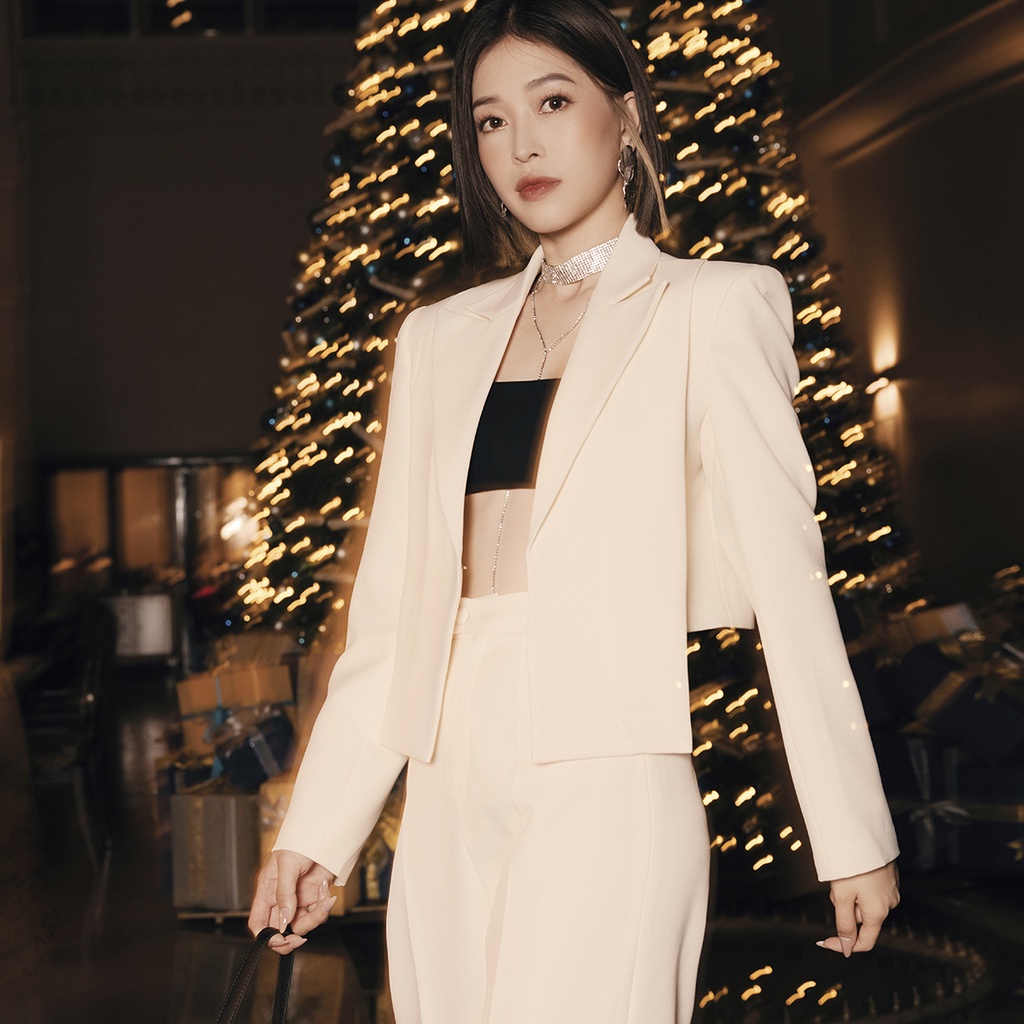 REINA - Blazer Croptop và quần xuông