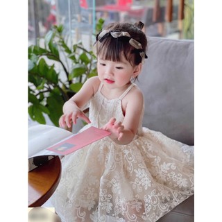Đầm công chúa ren xòe cổ yếm cho bé gái từ 1 tuổi đến 5 tuổi Mã D020