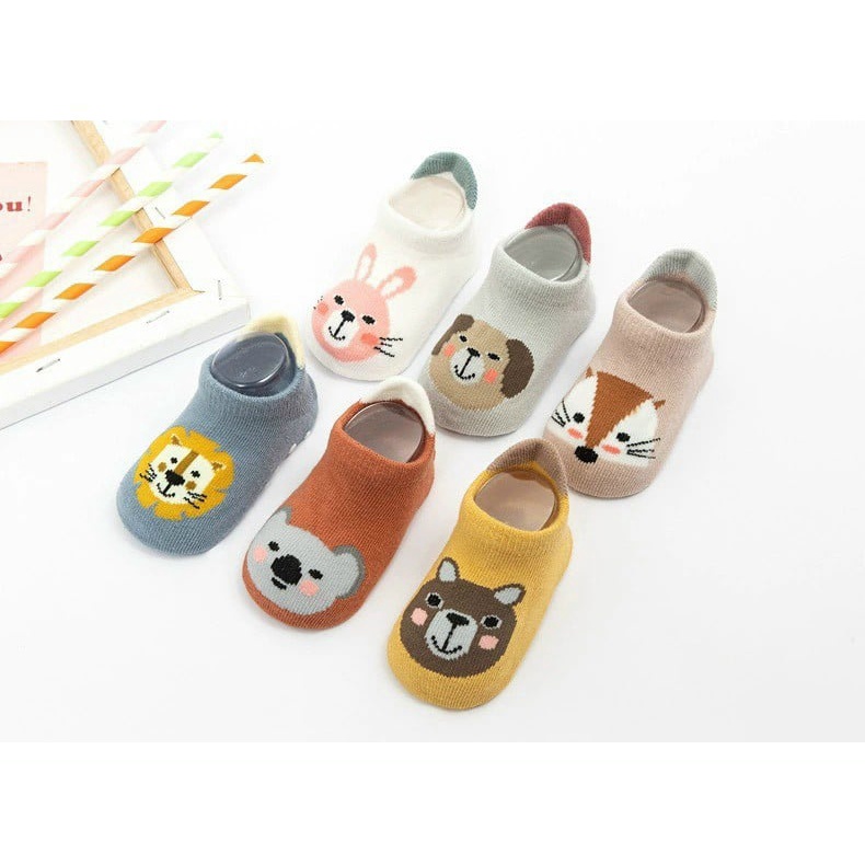 Set 6 đôi tất chân hình thú cho bé từ 6-18M có đế chống trượt