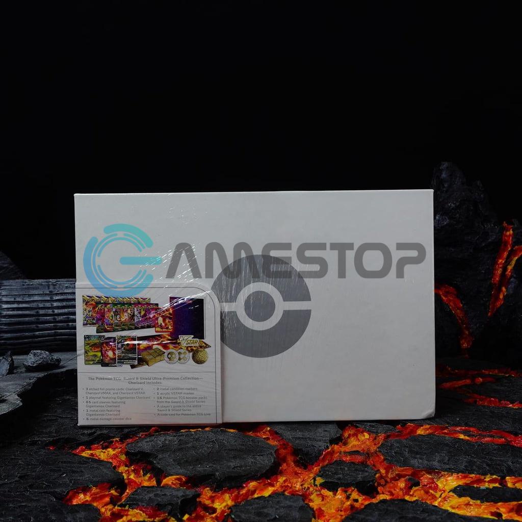 Thẻ bải Pokemon TCG Sword and Shield Ultra Premium Collection Charizard phiên bản tiếng Anh POKTCGUSUPC03