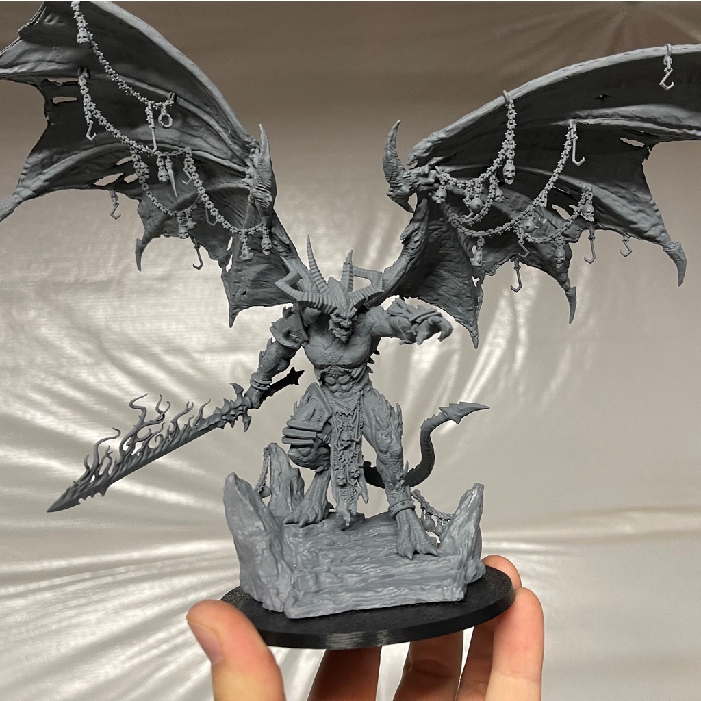 Mô Hình The Ultimate Radical Centrist