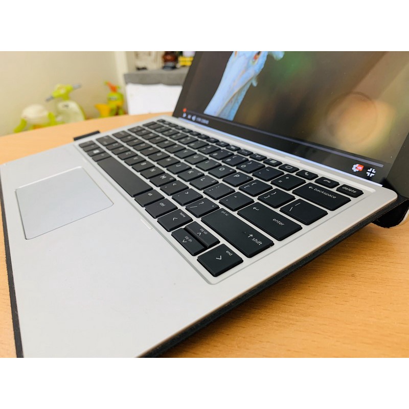 [Kèm bút cảm ứng] Laptop 2 in 1 kiêm máy tính bảng HP Elite X2 1012G2 i5 7200U/ram 8gb/ssd256gb