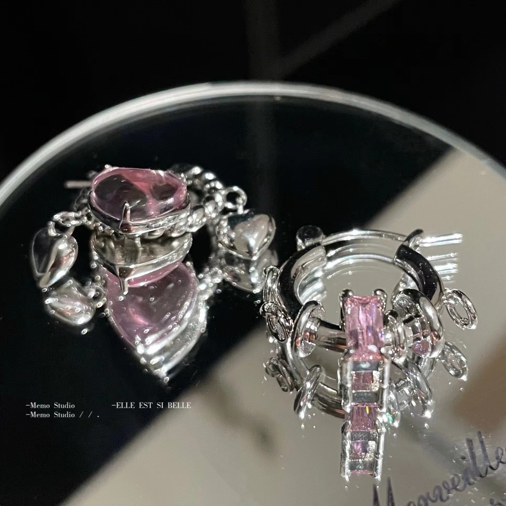 Khuyên Tai Bất Đối Xứng Hình Trái Tim Đính Đá Pha Lê Hồng Phong Cách Hàn