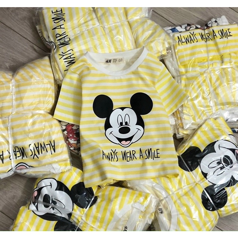 Set 2 áo cộc tay Mickey kẻ vàng hm cho bé trai size từ 12-30 cân