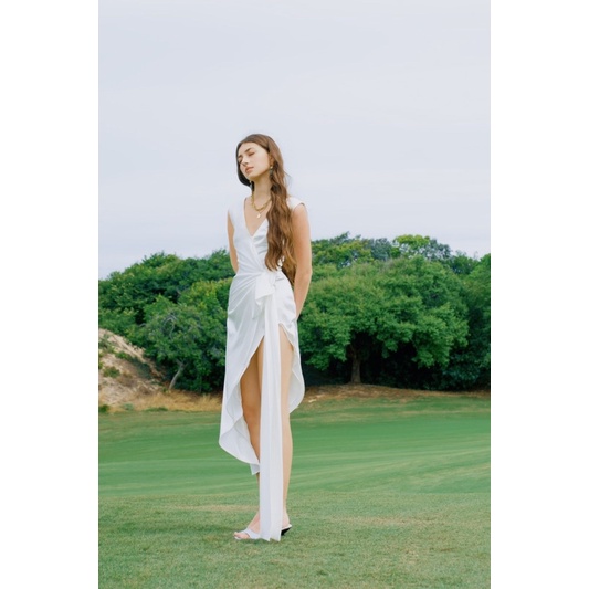 NUDIEYE - Đầm Jocelyn Asymmetric Drape Dress With Bow Detail