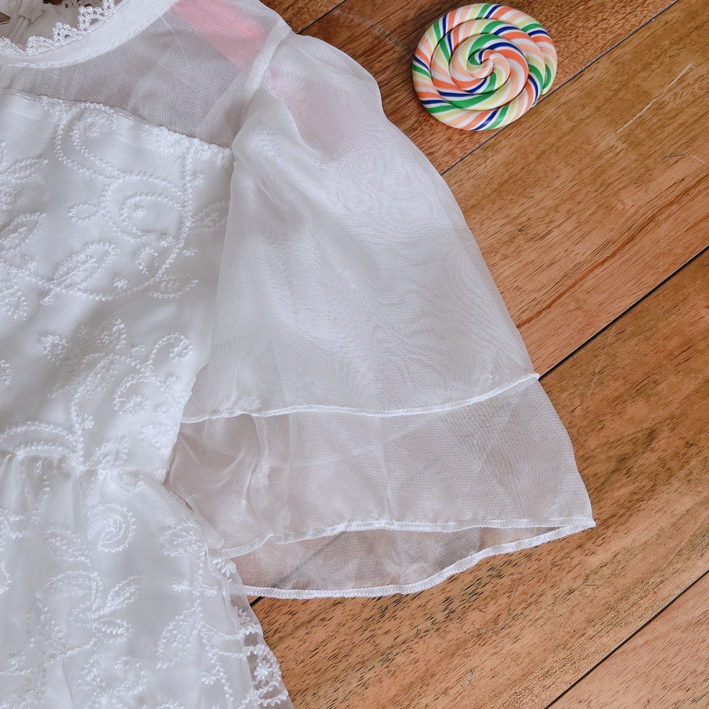 Váy Công Chúa Trắng Kèm Bờm Ngọc Cho Bé Gái WOWKIDS Chất Ren Cao Cấp Phối Von Tơ Từ 9 - 30kg