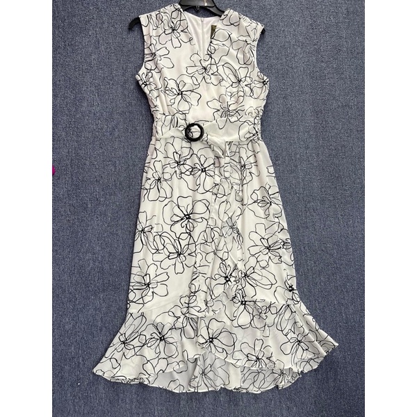 Đầm voan Taylor size 4,6